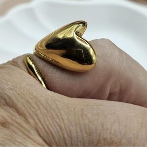 Gold Heart-Shaped Ring Adjustable size